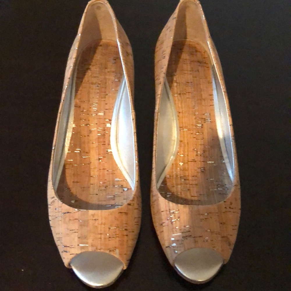 Donald Pliner Metallic Cork Wedges - Picture 2 of 6